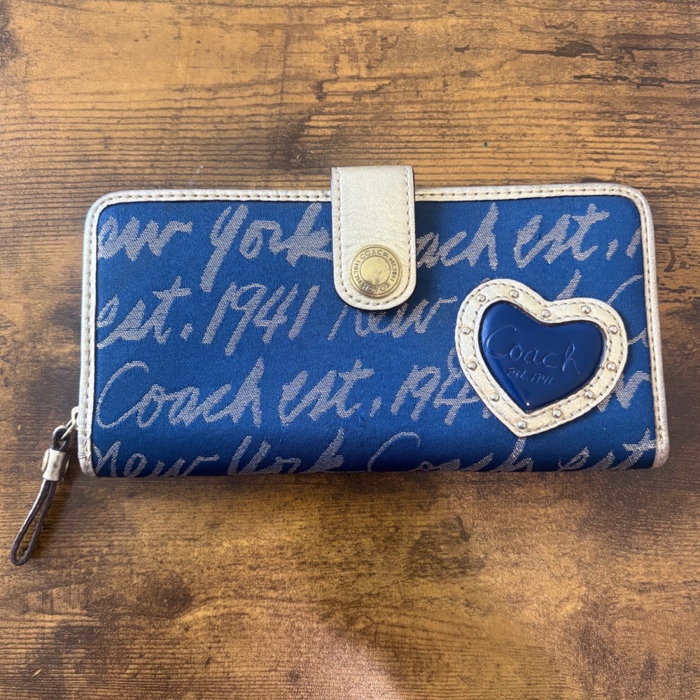 Vintage Coach Blue Graffiti Heart Zip Around Wallet Y2K Rare